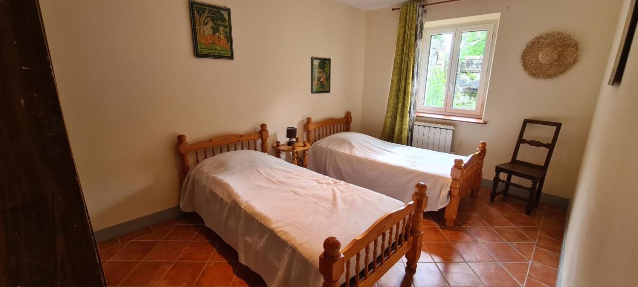 Domaine De Syam - Gites, Chambres D'Hotes & Cabanes Exteriör bild