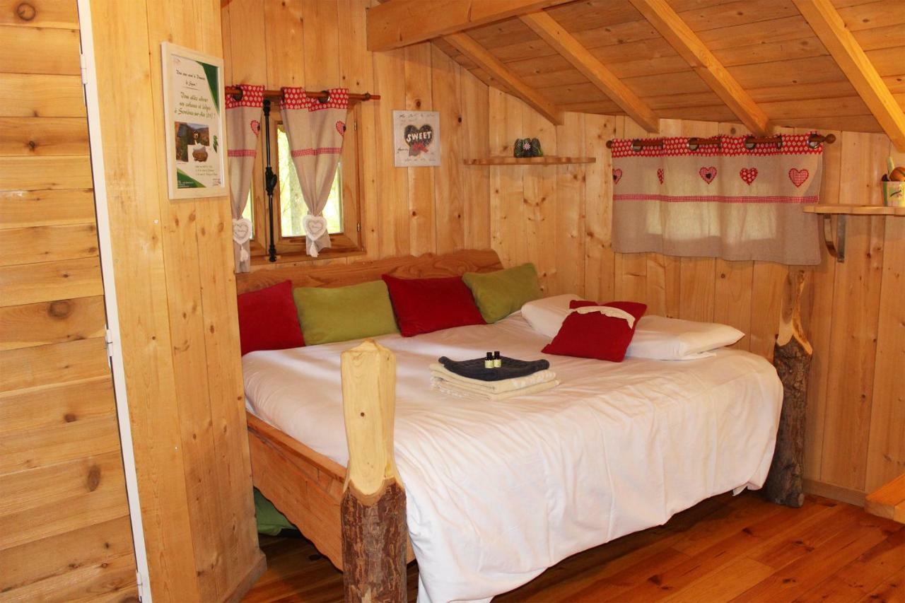 Domaine De Syam - Gites, Chambres D'Hotes & Cabanes Exteriör bild