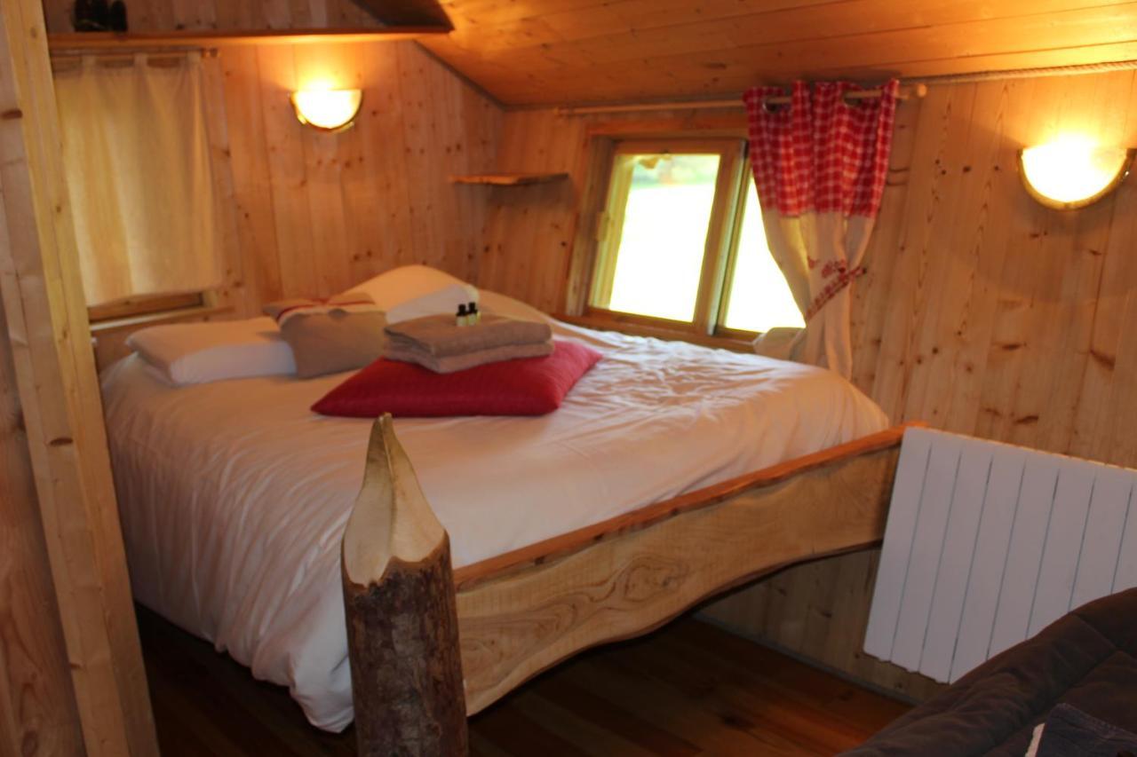 Domaine De Syam - Gites, Chambres D'Hotes & Cabanes Exteriör bild